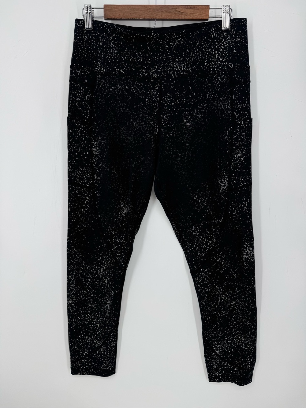 Zyia Active Black Splatter Print Athletic Leggings High Rise Pocket Size 12